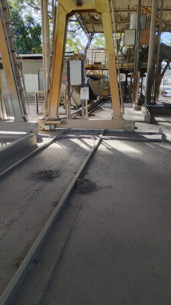 TRILHO BARRA QUADRADA 50MM - R$ 160m²