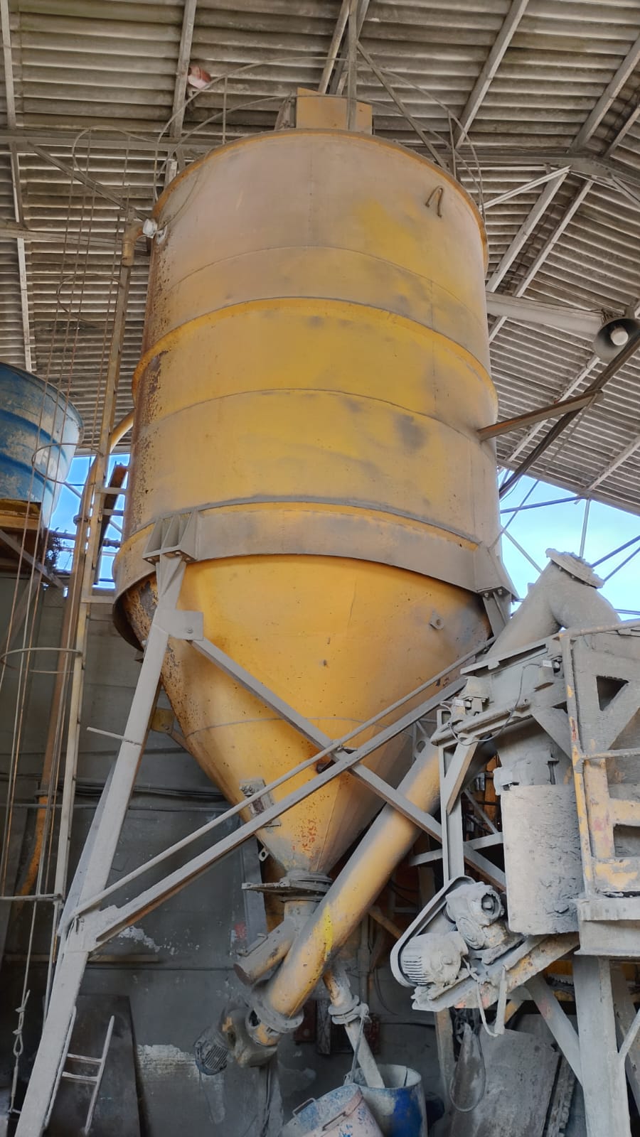Silo de Cimento 30T com roscas