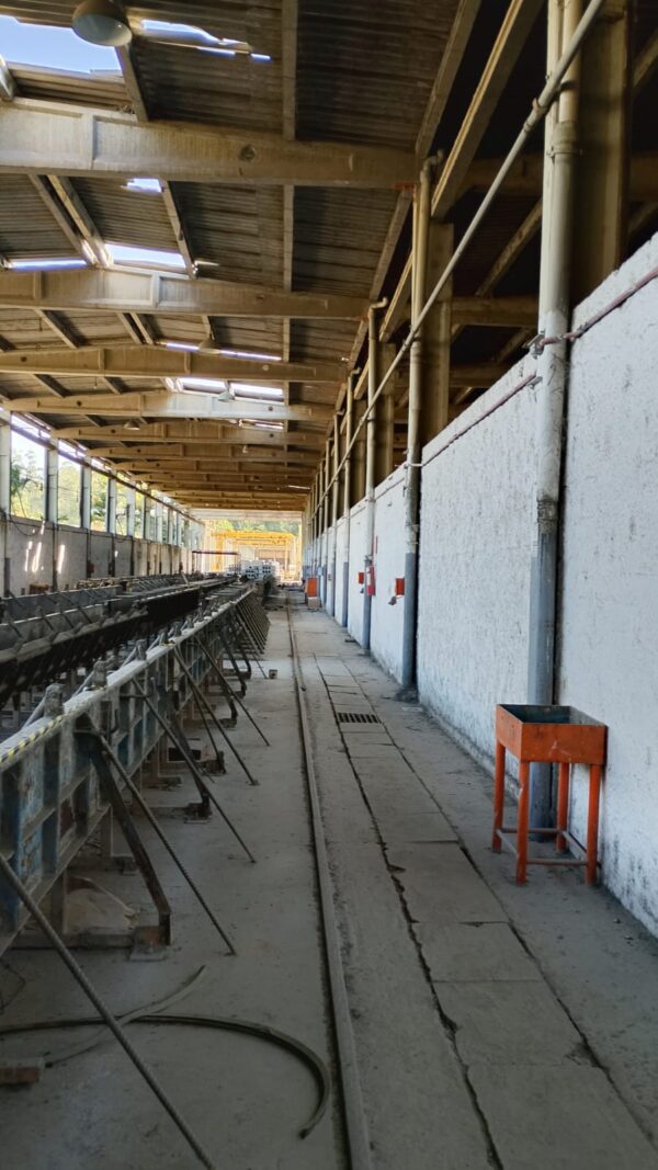 TRILHO  50MM - R$ 160m² - Image 2
