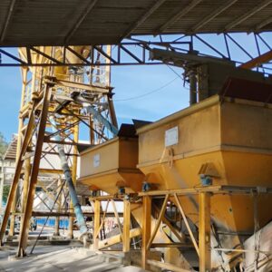 CENTRAL DE CONCRETO CSM 1500L - COMPLETA COM BAIAS E AGREGADOS + CORRERIA TRANSPORTADORAS